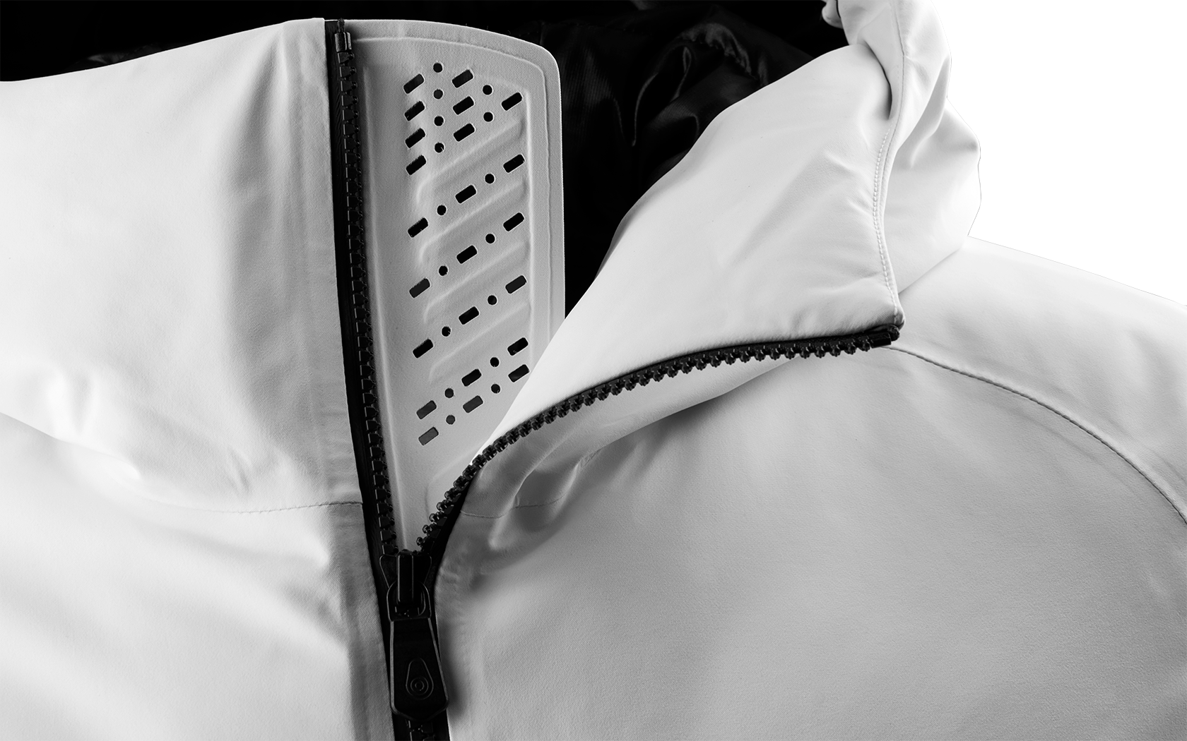 THE W CARBON RACE COAT