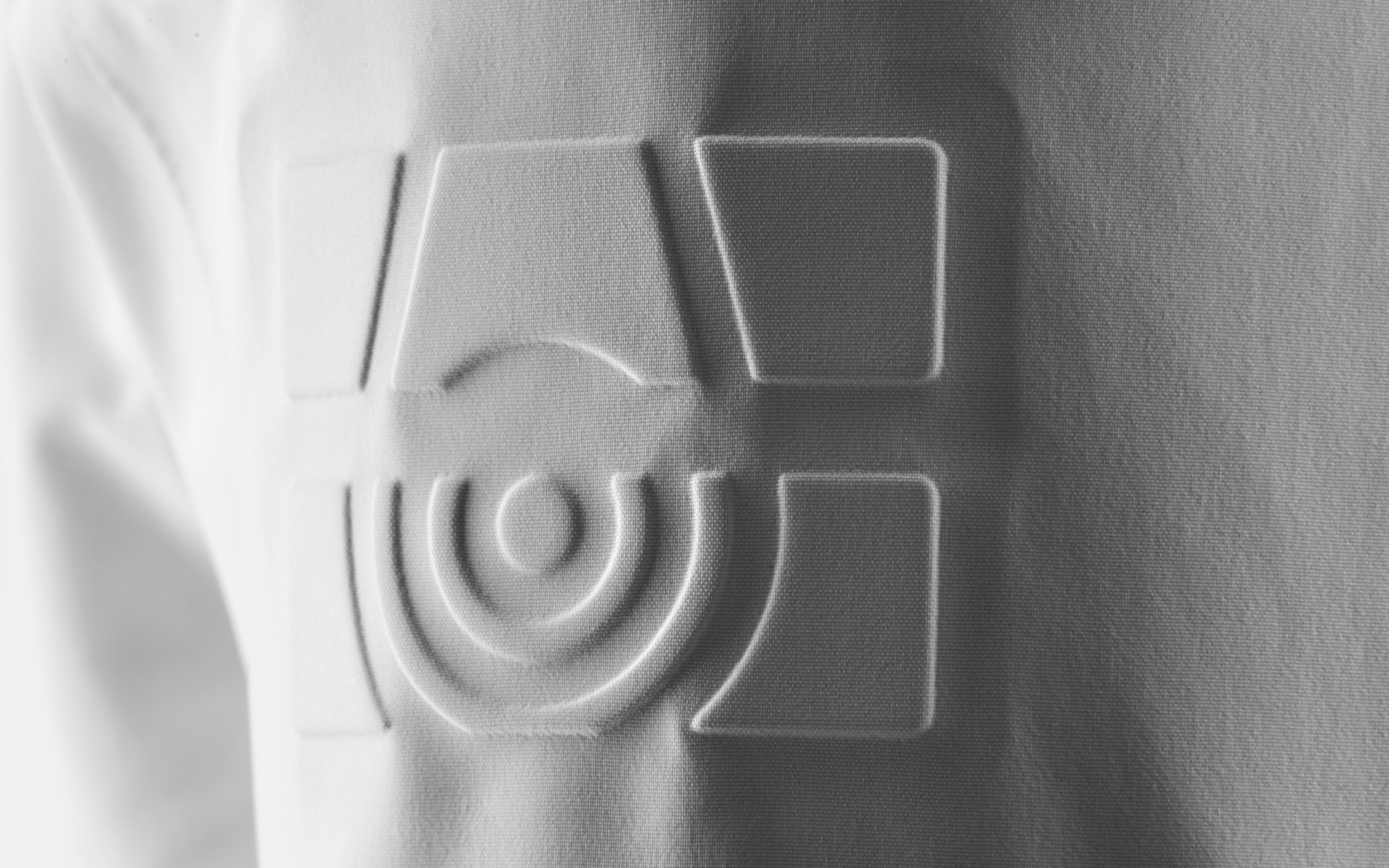 THE W CARBON RACE COAT