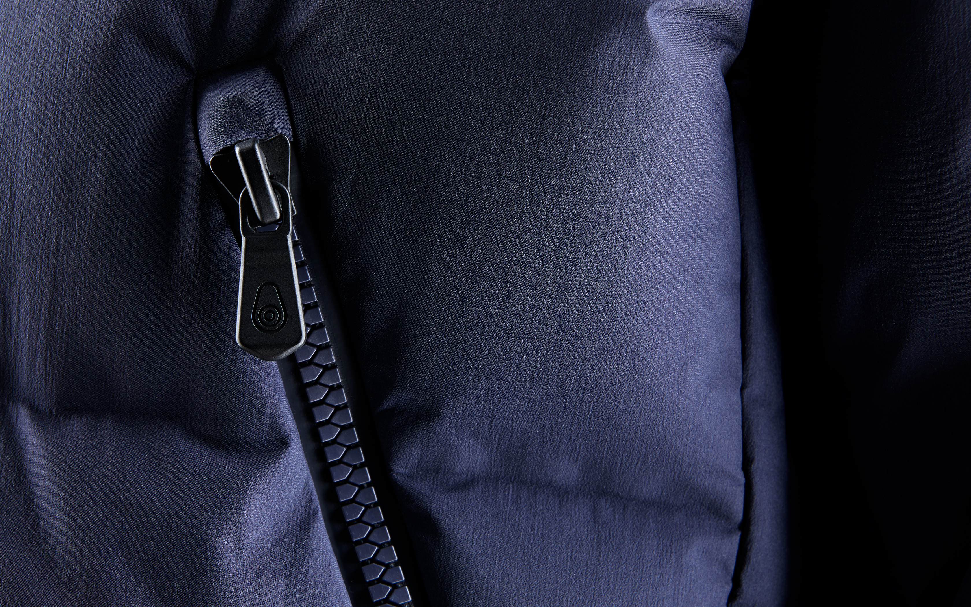 RACE EDITION DOWN PARKA