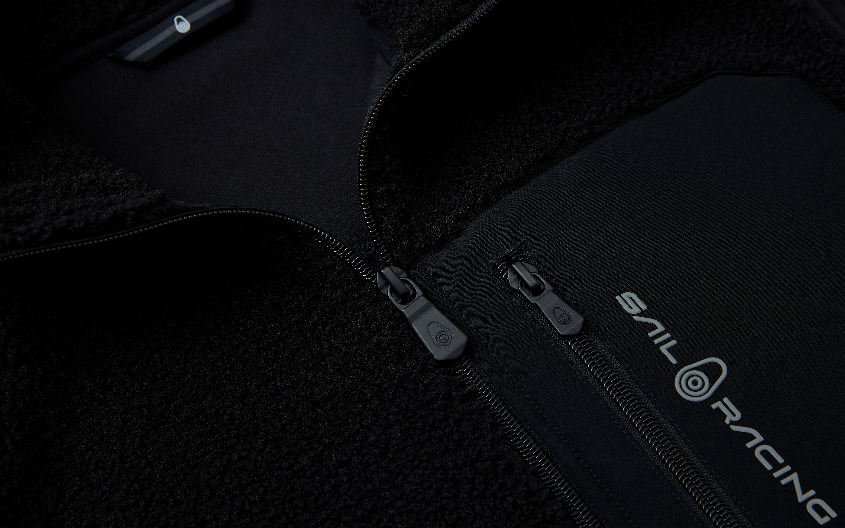 BOWMAN PILE ZIP VEST