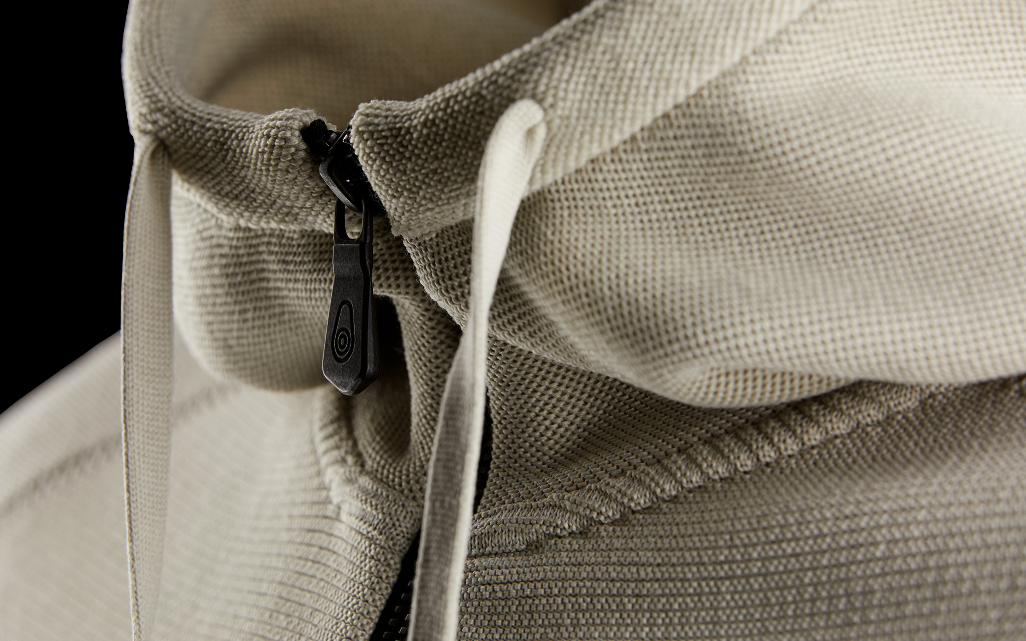 ELEMENT SEAMLESS ZIP HOOD