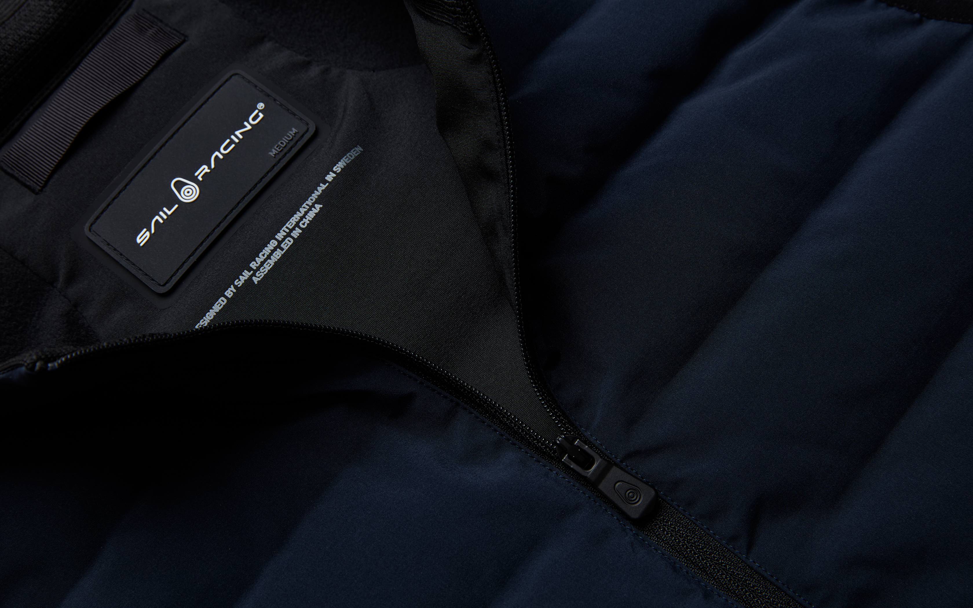 W RACE WELDED LIGHT VEST