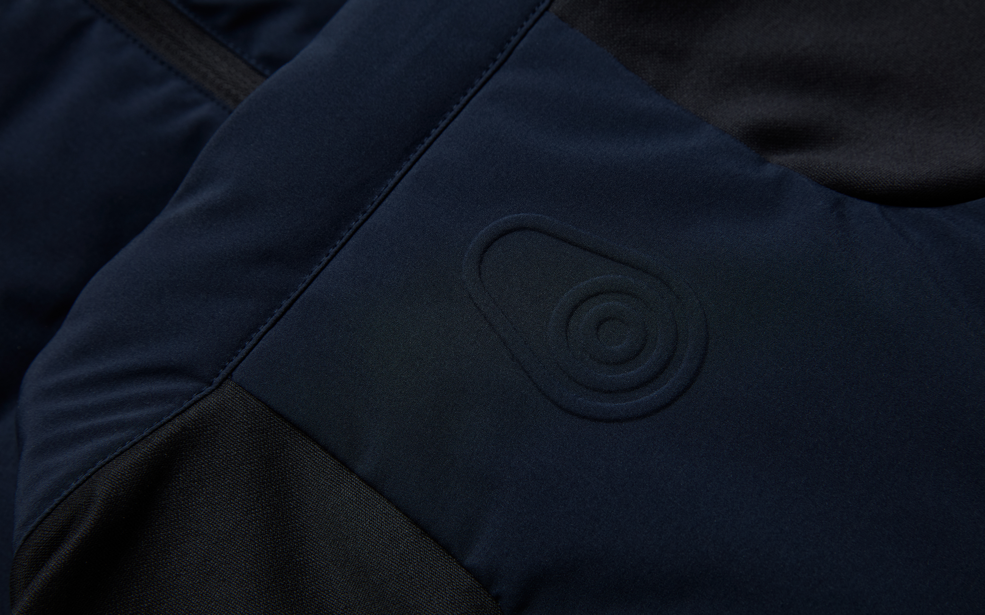 W RACE WELDED LIGHT VEST