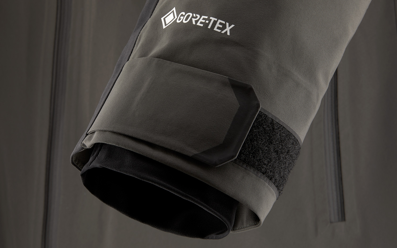 REFERENCE PRO JACKET