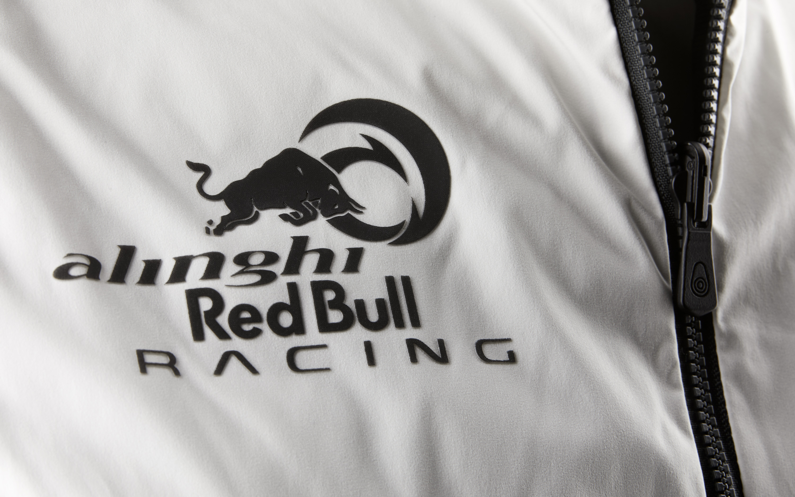 CHALLENGE REVERSIBLE VEST