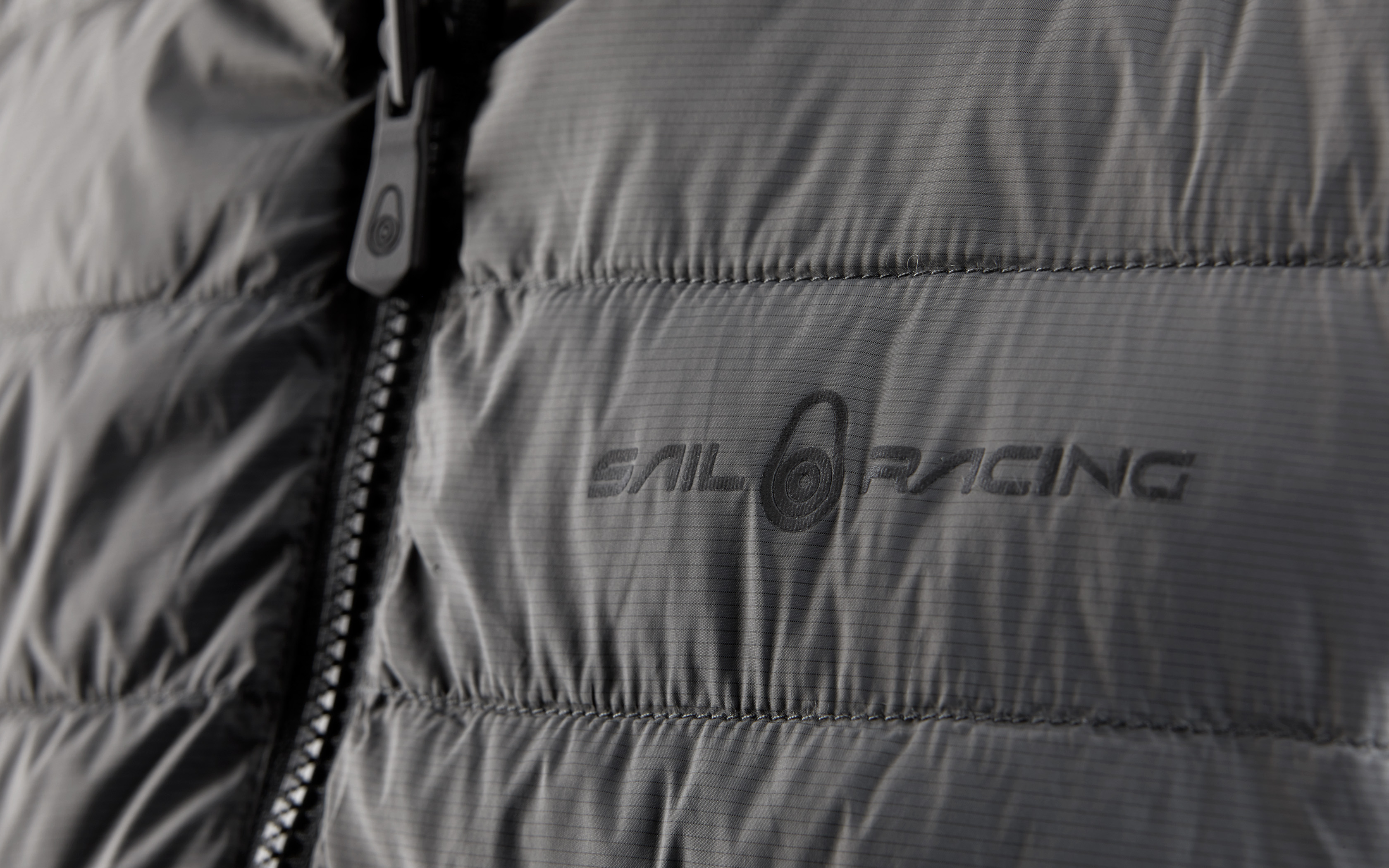 CHALLENGE REVERSIBLE VEST